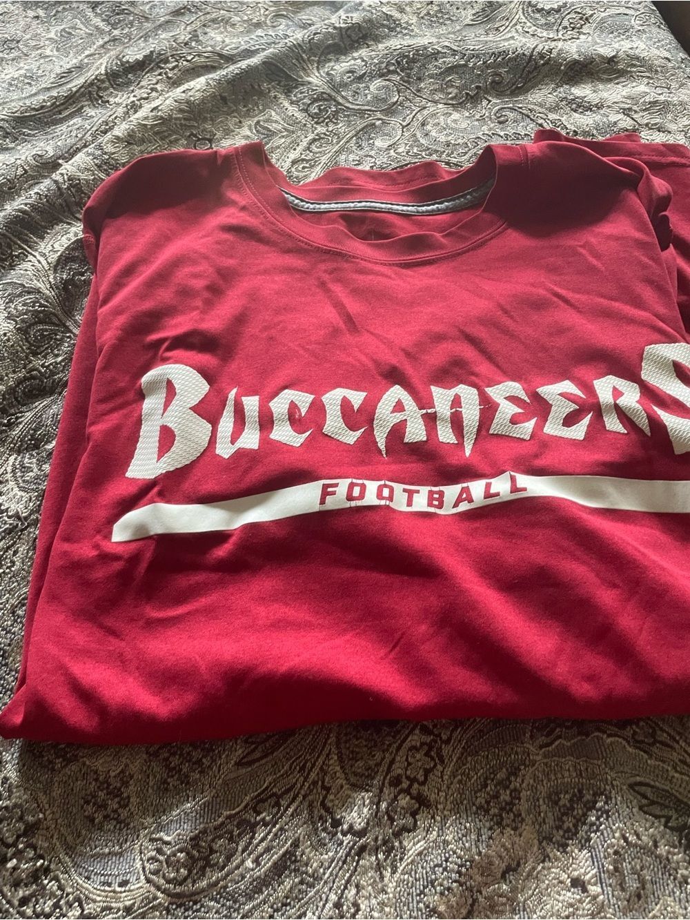 Mike nFL onfield apparel XL Red Buccaneers Football Graphic Tee dri fit